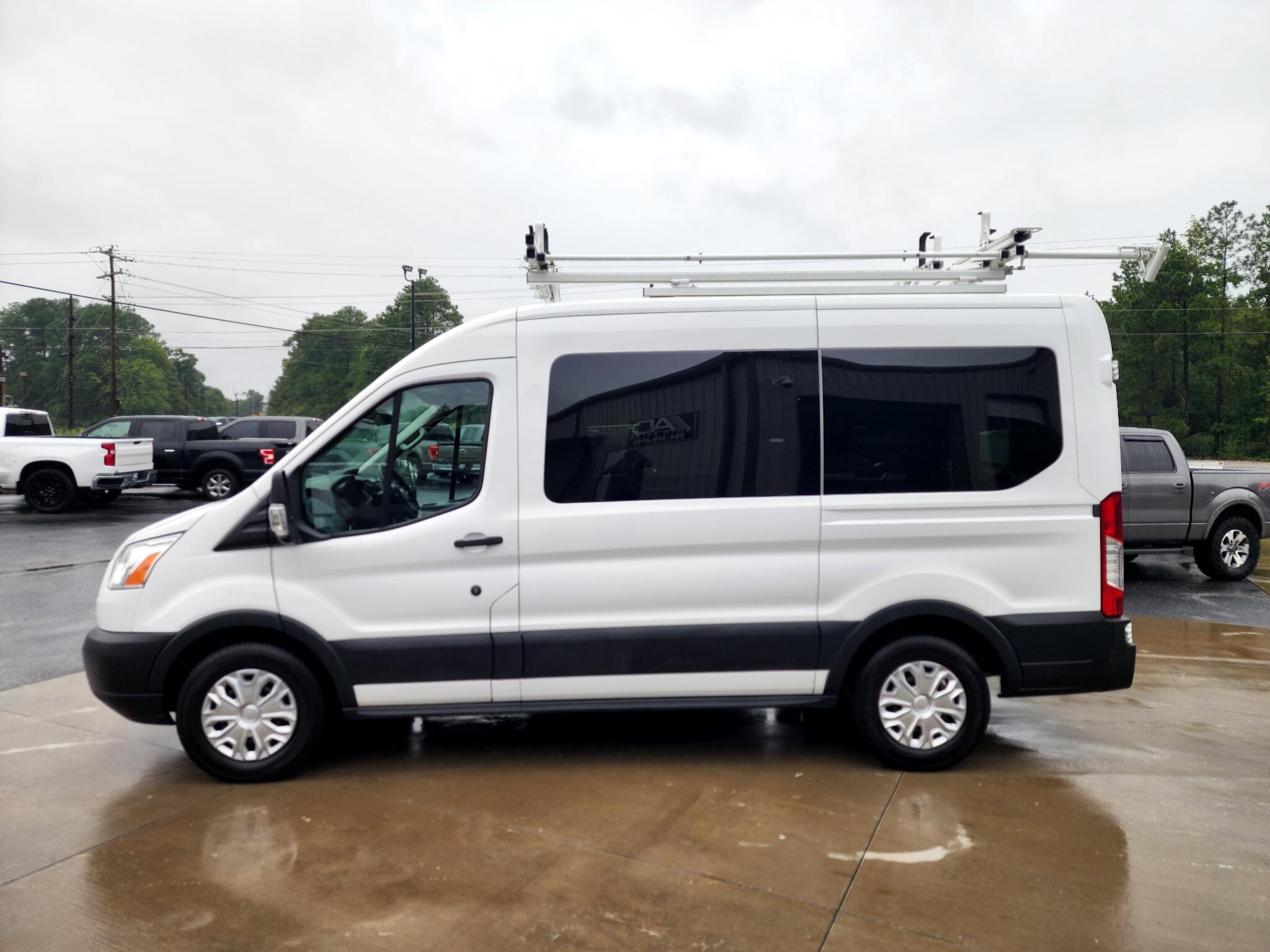 2018 Ford Transit Passenger XLT photo 2