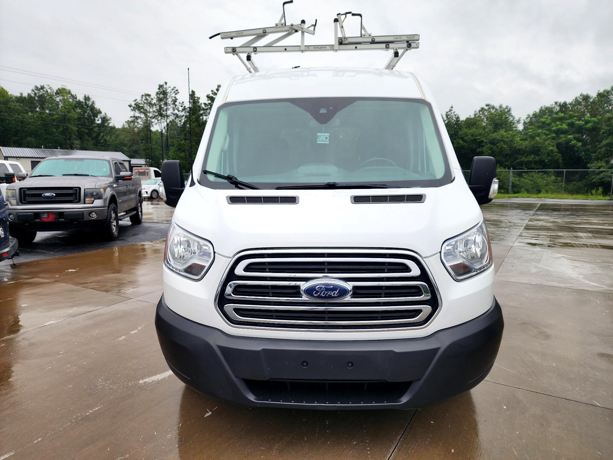 2018 Ford Transit Passenger XLT photo 3
