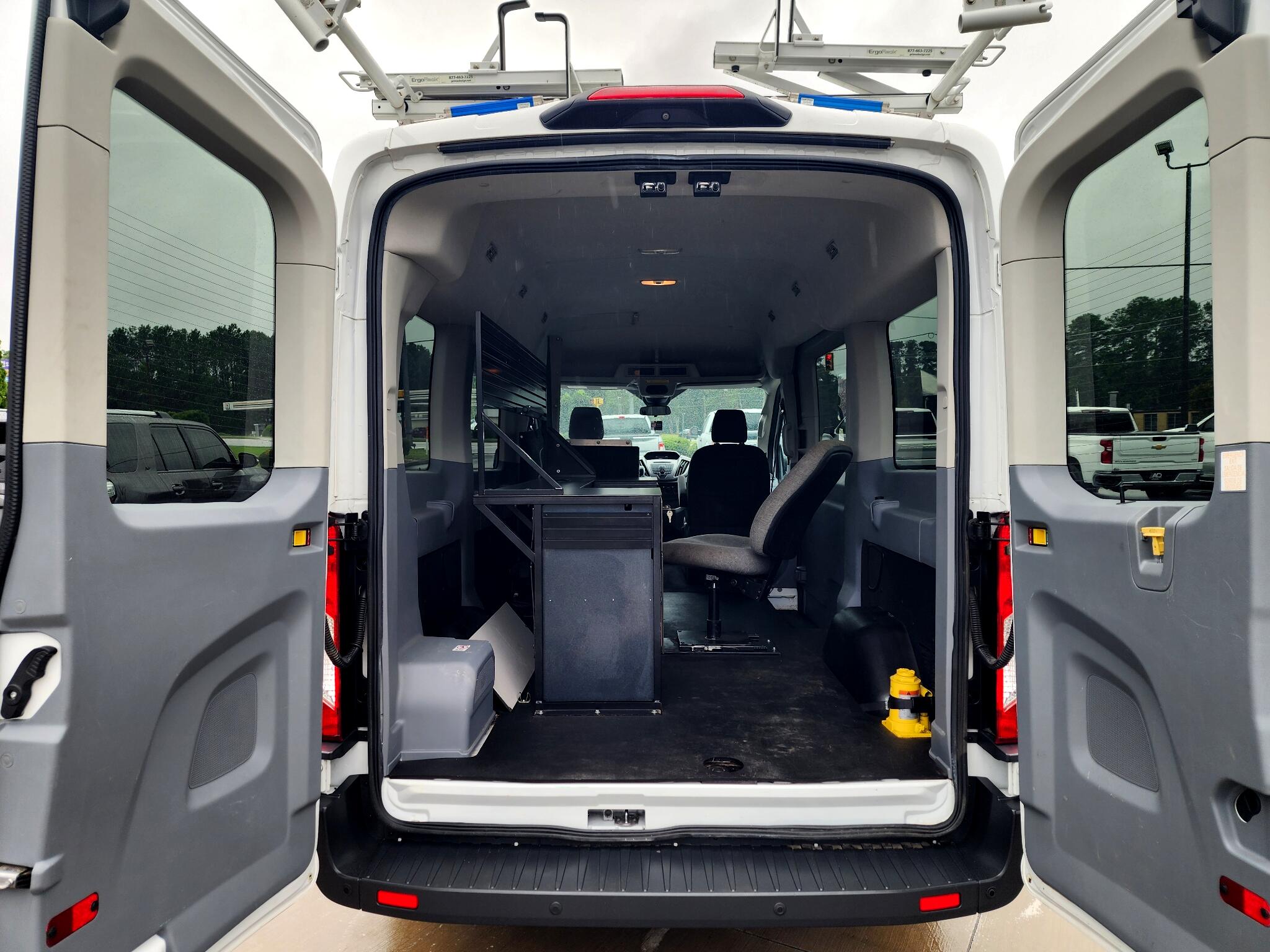 2018 Ford Transit Passenger XLT photo 12