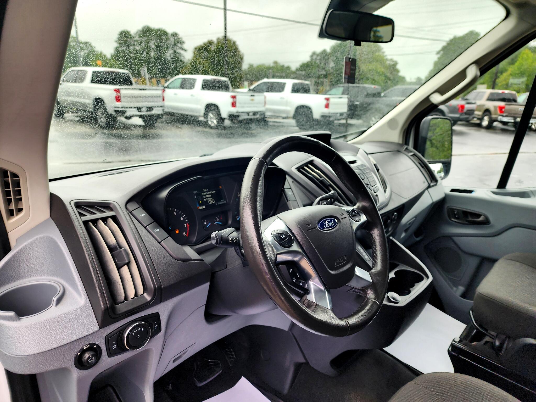 2018 Ford Transit Passenger XLT photo 15