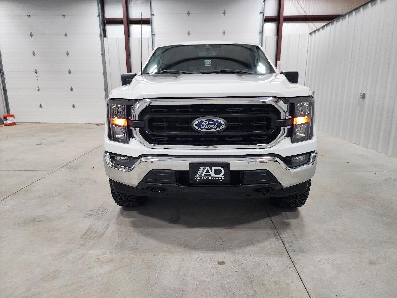 2023 Ford F-150 XLT photo 3