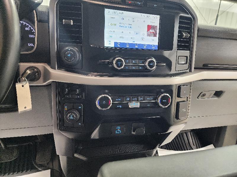 2023 Ford F-150 XLT photo 11