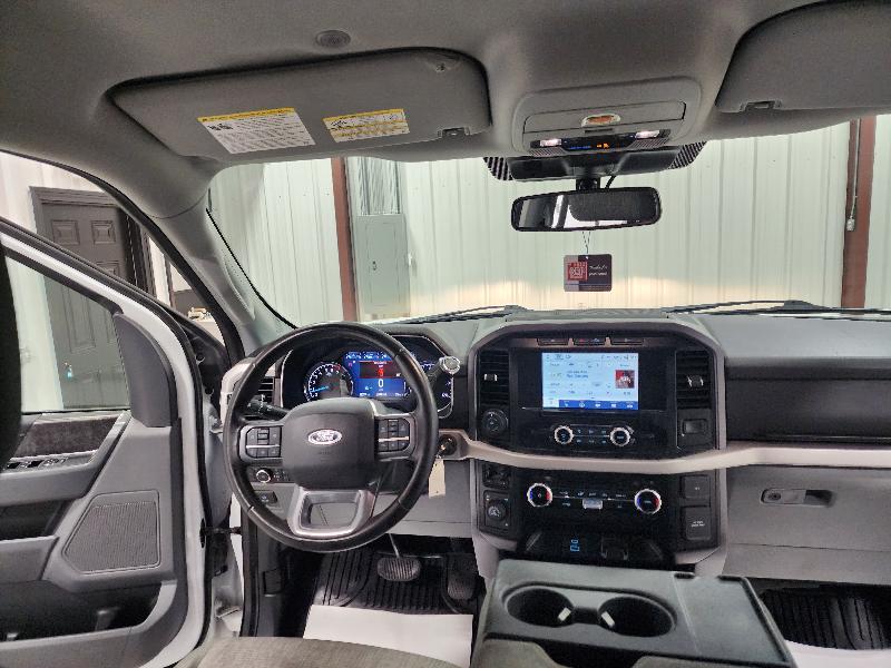 2023 Ford F-150 XLT photo 17