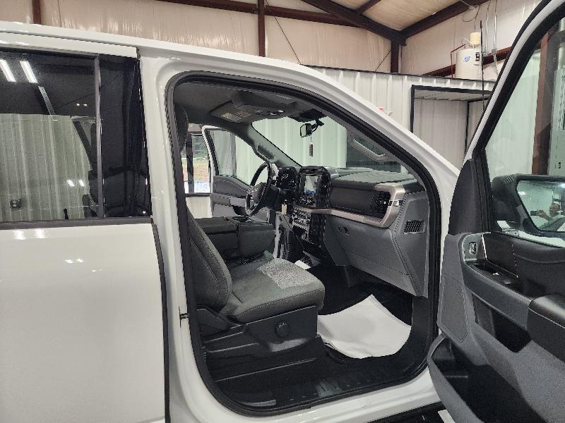 2023 Ford F-150 XLT photo 19