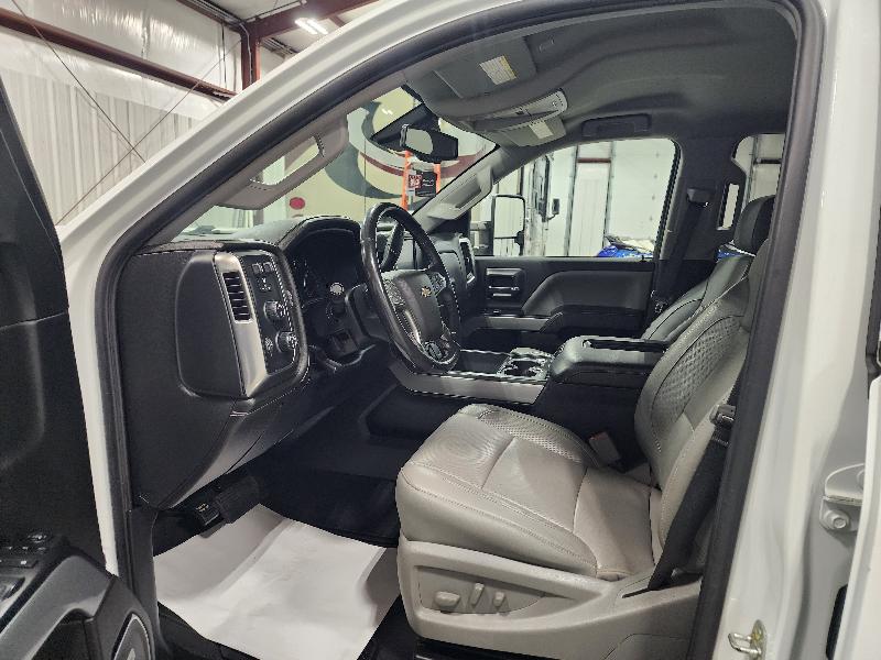 Chevrolet Silverado 2500HD 4WD Crew Cab 153.7" LTZ 2019 Chevrolet Silverado 2500HD 4WD Crew Cab 153.7" LTZ 2019