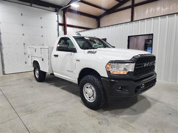 2022 RAM 2500 Tradesman 4x4 Reg Cab 8' Box