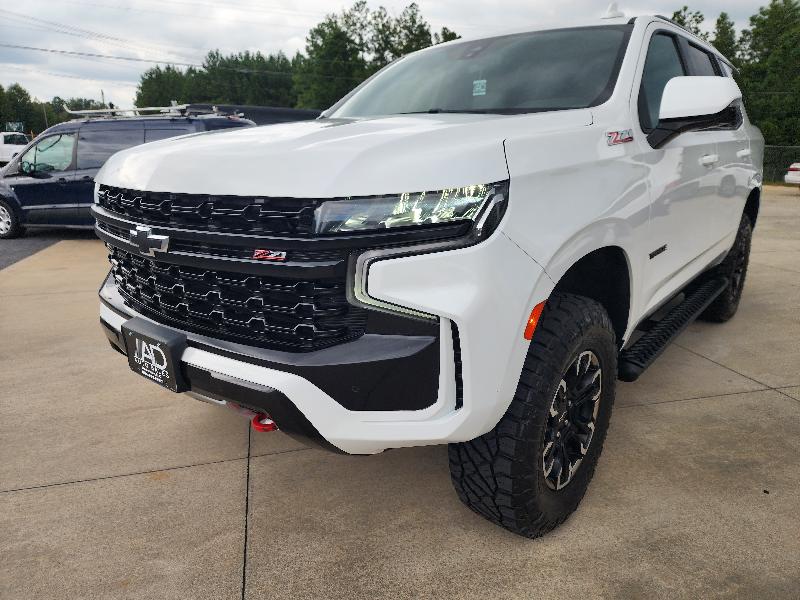 2021 Chevrolet Tahoe Z71 photo 2