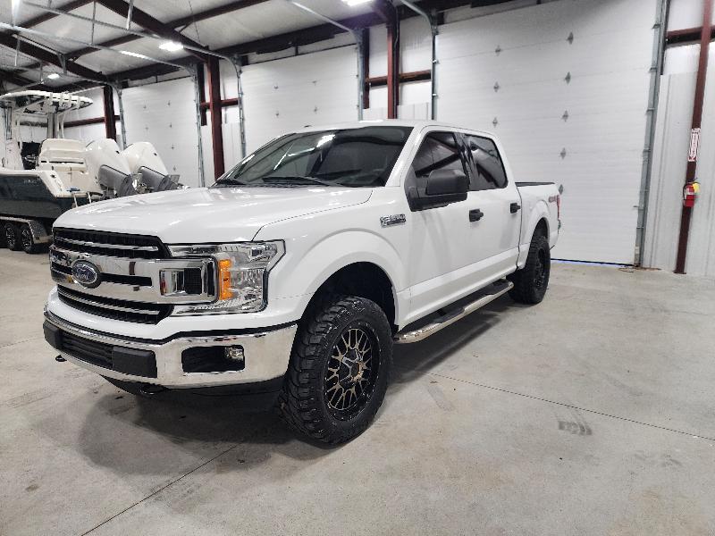 Ford F-150 4WD SuperCrew 145" XLT 2018