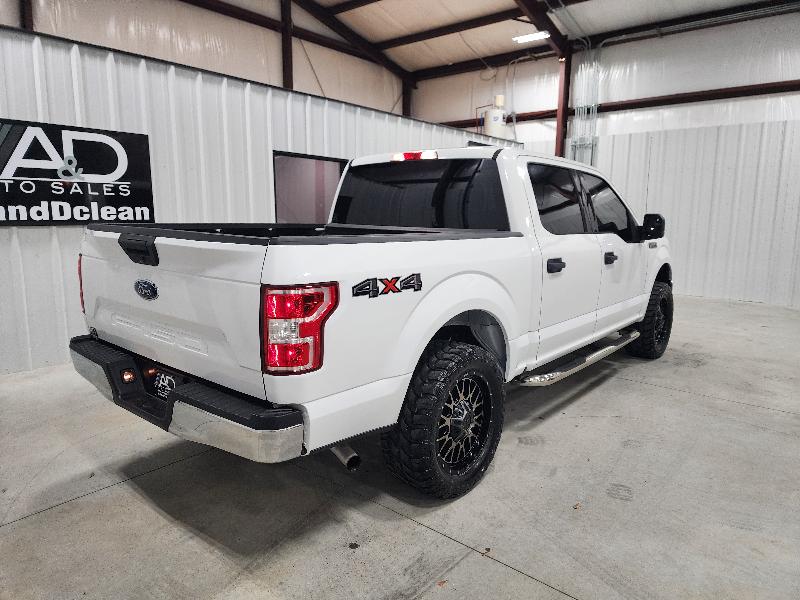 Ford F-150 4WD SuperCrew 145" XLT 2018