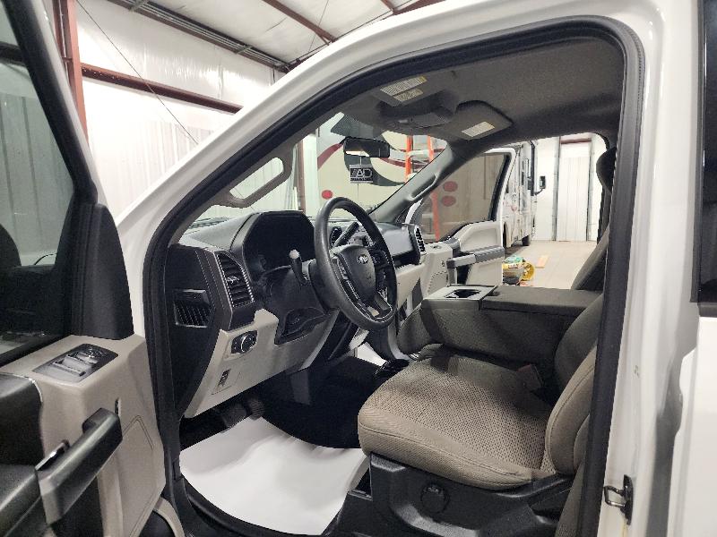 Ford F-150 4WD SuperCrew 145" XLT 2018