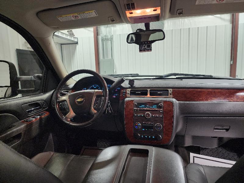 Chevrolet Silverado 2500HD 4WD Crew Cab 153.7" LTZ 2011