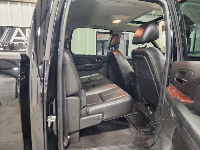 Chevrolet Silverado 2500HD 4WD Crew Cab 153.7" LTZ 2011