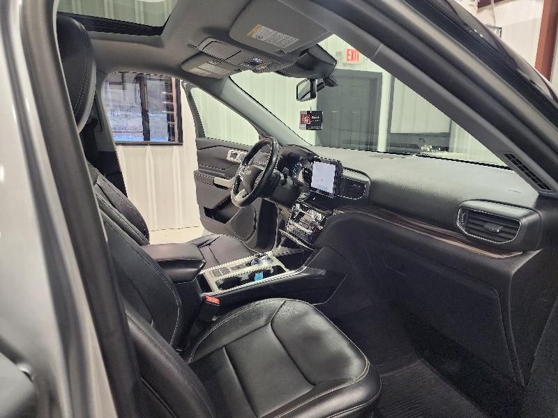 Ford Explorer Limited RWD 2021