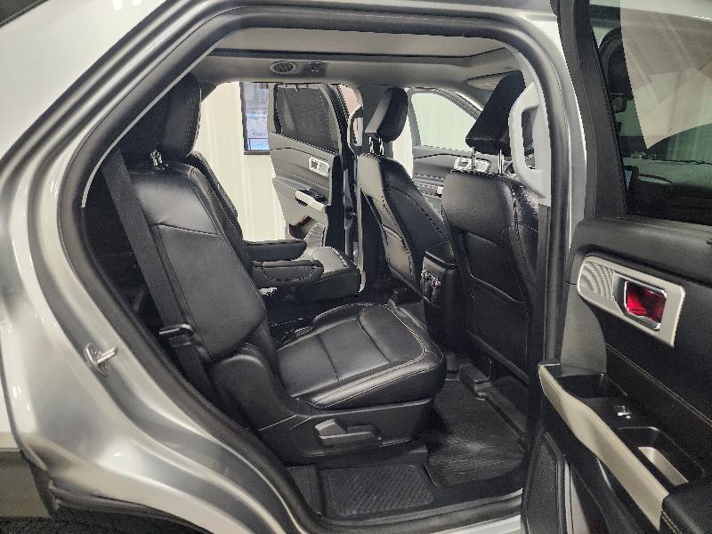 Ford Explorer Limited RWD 2021