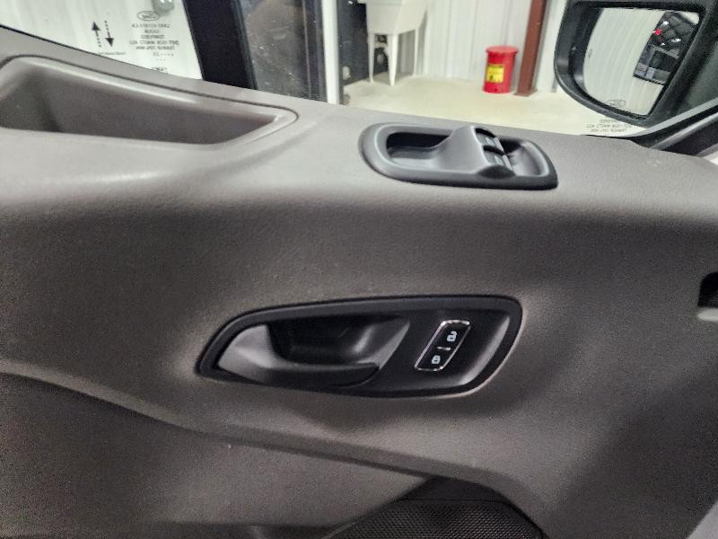 Ford Transit Passenger Wagon T-350 148" Low Roof XLT RWD 2023
