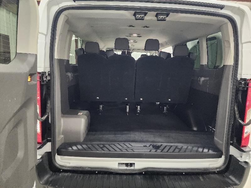 Ford Transit Passenger Wagon T-350 148" Low Roof XLT RWD 2023