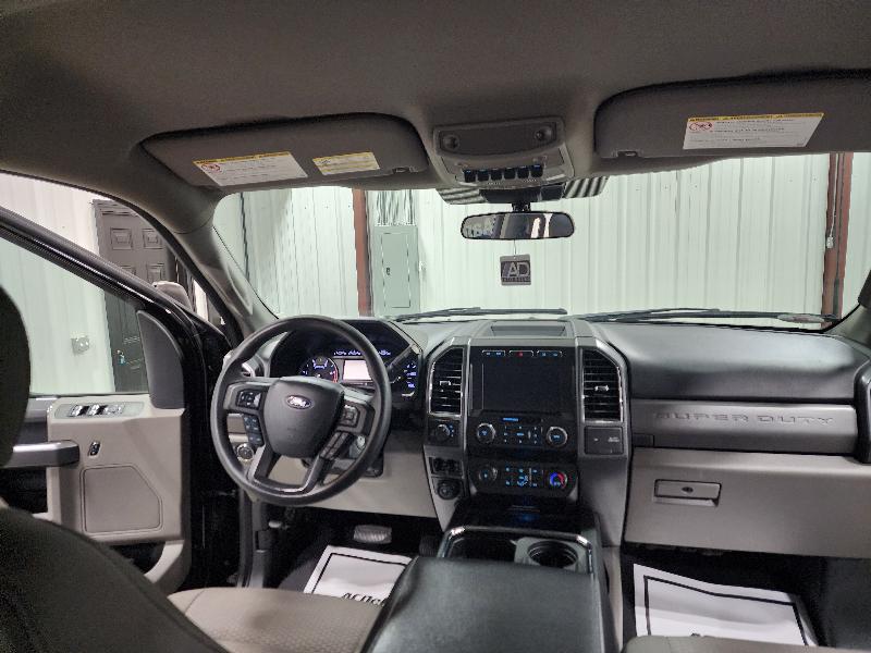 Ford Super Duty F-250 SRW XLT 4WD Crew Cab 6.75' Box 2022