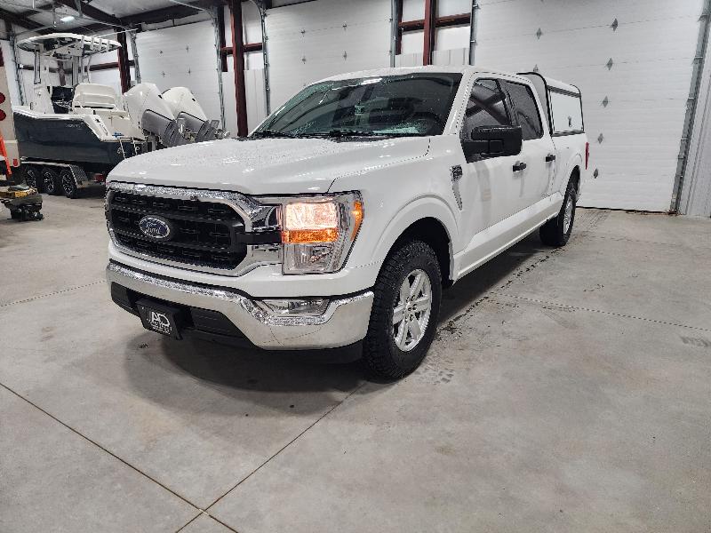 Ford F-150 2WD SuperCrew 145" XLT 2021