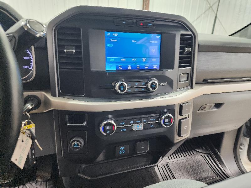 Ford F-150 2WD SuperCrew 145" XLT 2021