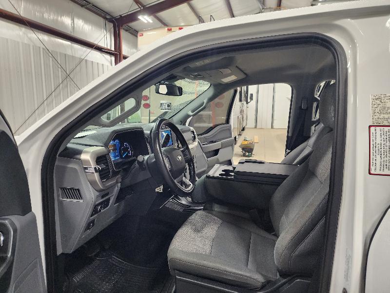 Ford F-150 2WD SuperCrew 145" XLT 2021