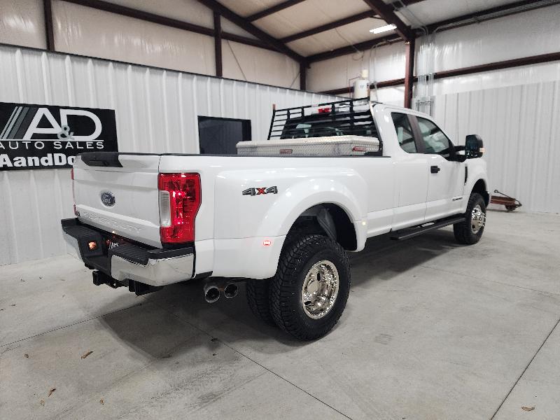 Ford Super Duty F-350 DRW XL 4WD SuperCab 8' Box 2019