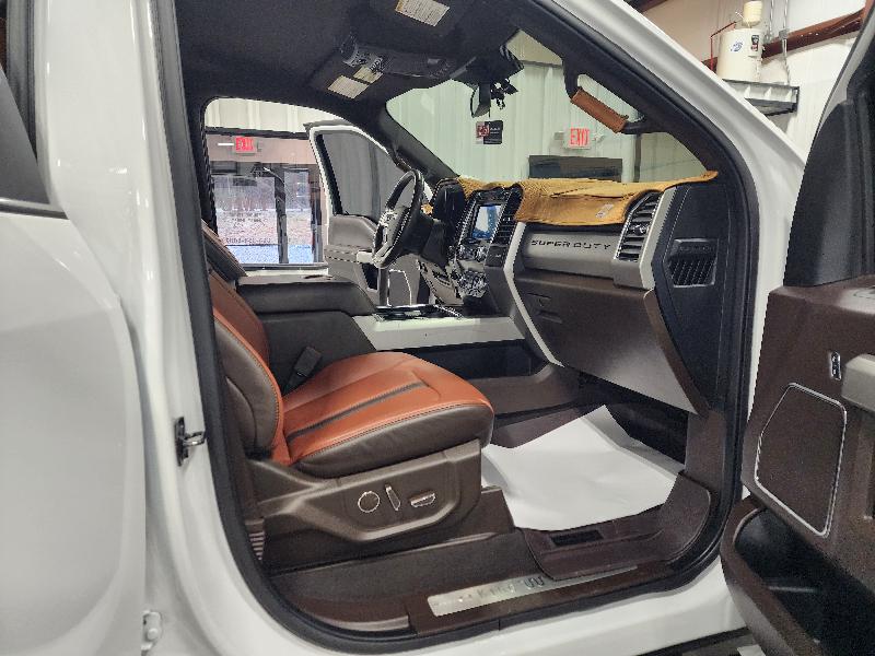 Ford Super Duty F-250 SRW King Ranch 4WD Crew Cab 8' Box 2020