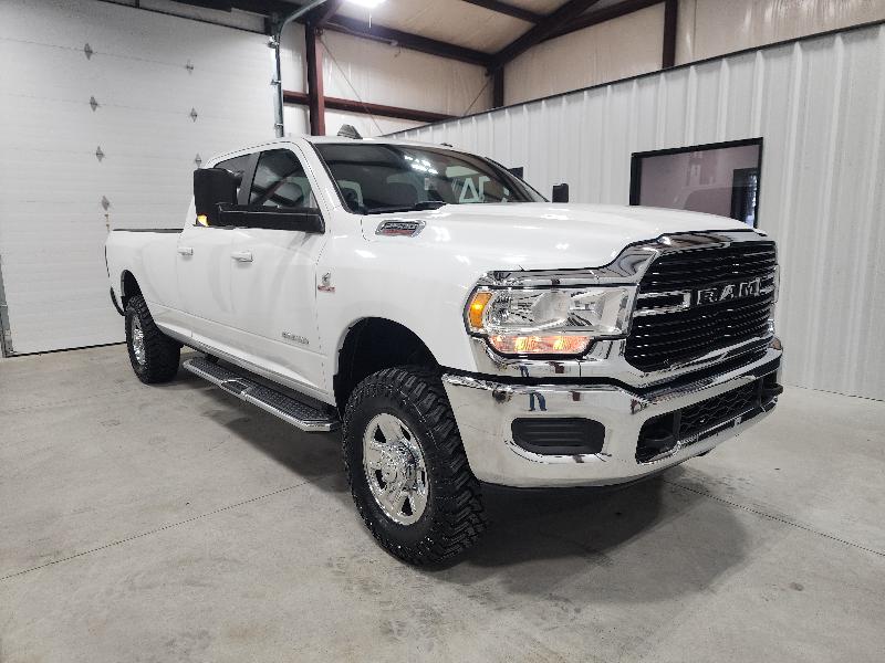 RAM 2500 Big Horn 4x4 Crew Cab 8' Box 2021