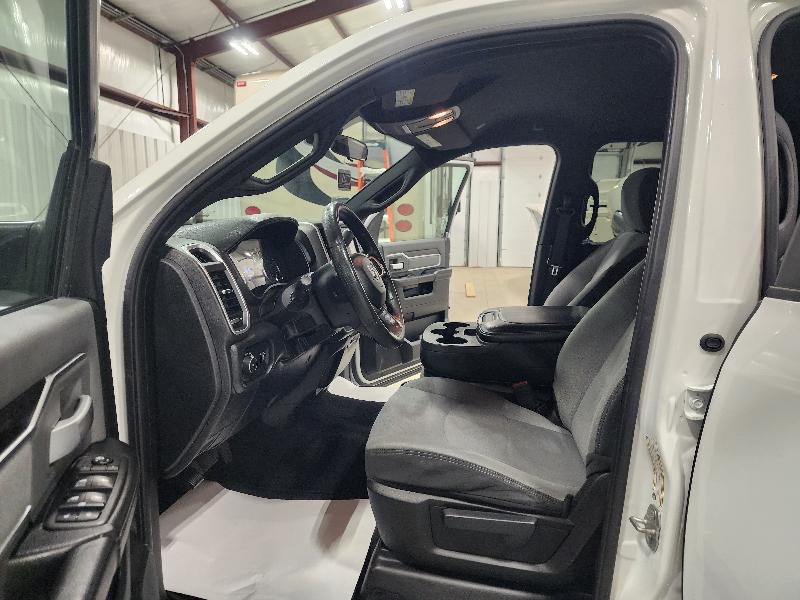 RAM 2500 Big Horn 4x4 Crew Cab 8' Box 2021