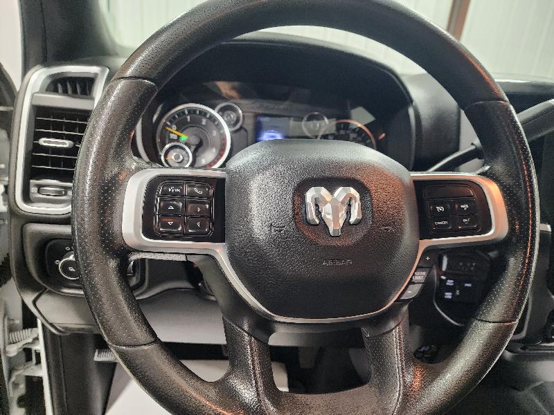 RAM 2500 Big Horn 4x4 Crew Cab 8' Box 2021