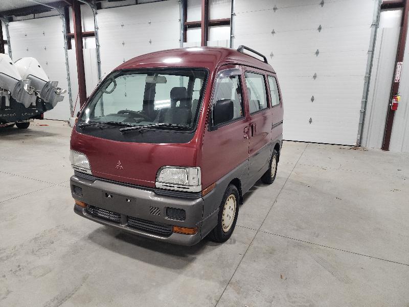 Mitsubishi Bravo  1996