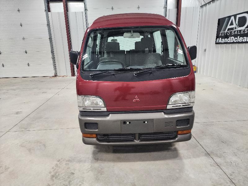 Mitsubishi Bravo  1996