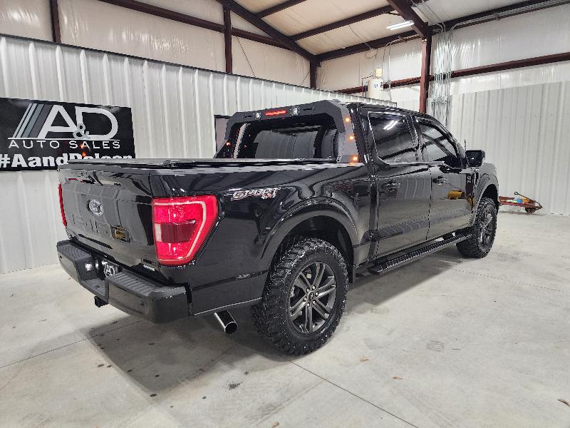 Ford F-150 4WD SuperCrew 145" XLT 2021