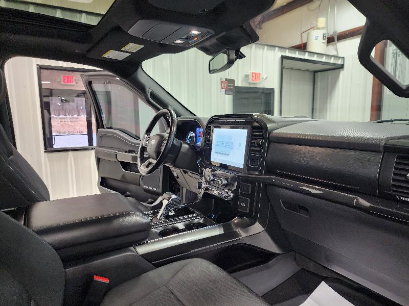 Ford F-150 4WD SuperCrew 145" XLT 2021