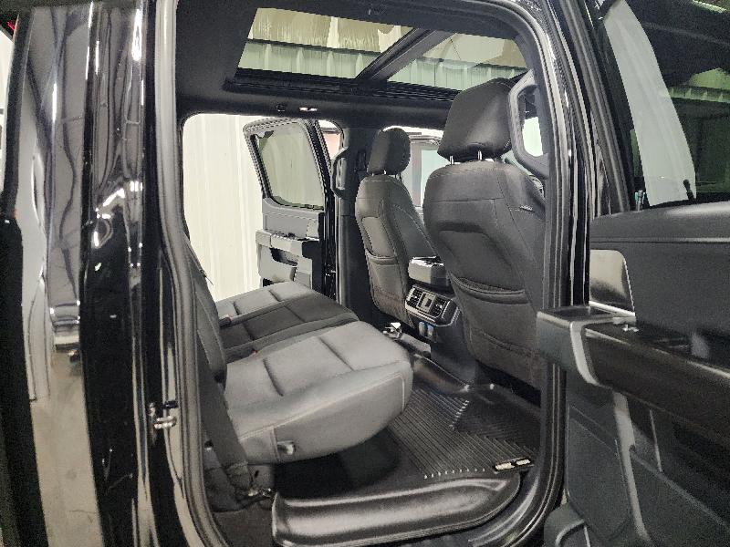 Ford F-150 4WD SuperCrew 145" XLT 2021