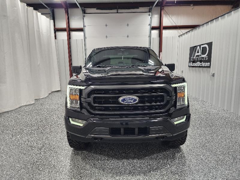 Ford F-150 4WD SuperCrew 145" XLT 2021