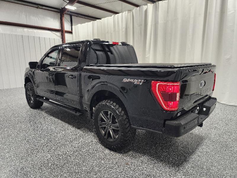 Ford F-150 4WD SuperCrew 145" XLT 2021