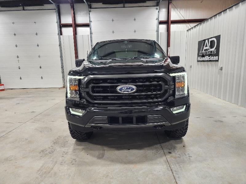 Ford F-150 4WD SuperCrew 145" XLT 2021