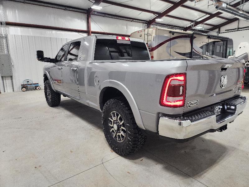 RAM 3500 Longhorn 4x4 Mega Cab 6'4" Box 2021
