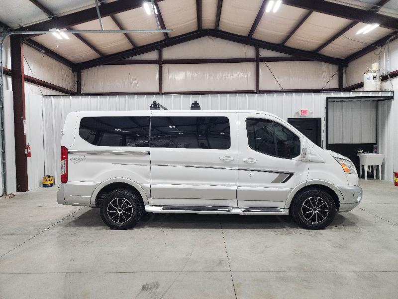 Ford Transit Wagon T-150 130" Low Roof XLT Sliding RH Dr 2017