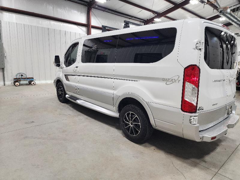 Ford Transit Wagon T-150 130" Low Roof XLT Sliding RH Dr 2017