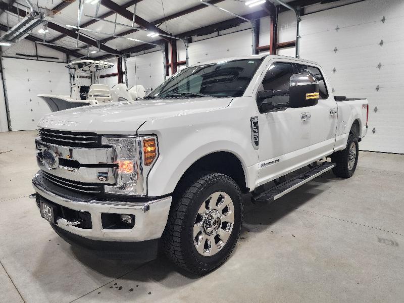 Ford Super Duty F-350 SRW 4WD Crew Cab 156" Lariat 2018