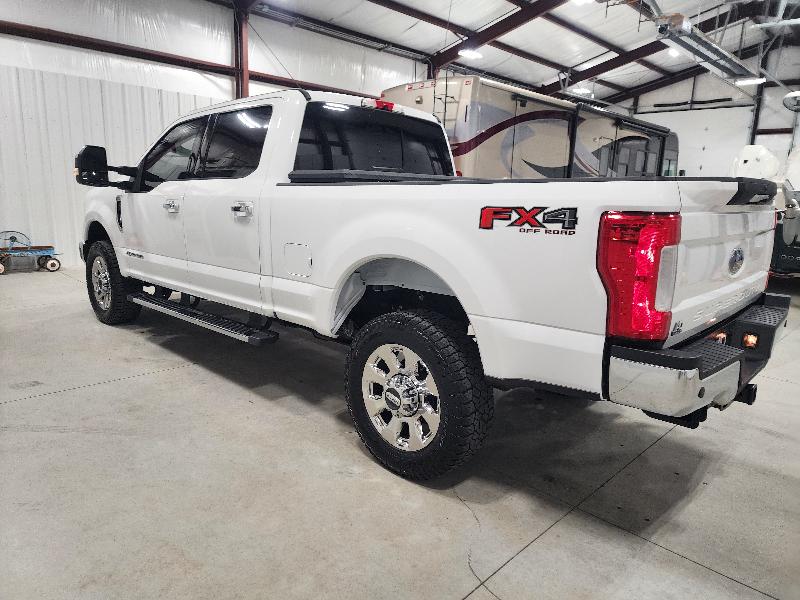 Ford Super Duty F-350 SRW 4WD Crew Cab 156" Lariat 2018