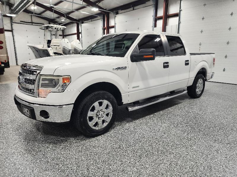 Ford F-150 2WD SuperCrew 145" XLT 2014