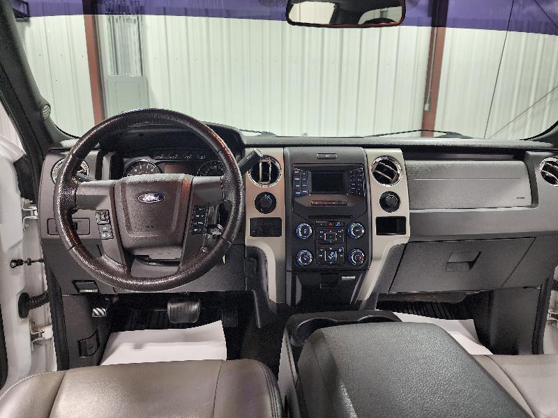 Ford F-150 2WD SuperCrew 145" XLT 2014