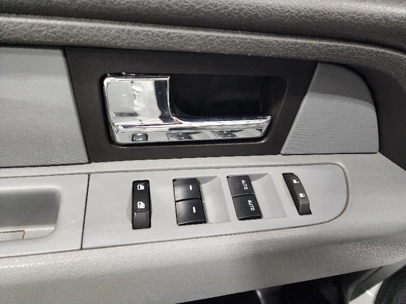 Ford F-150 2WD SuperCrew 145" XLT 2014