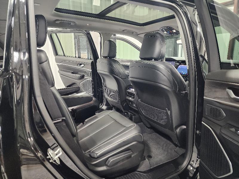 Jeep Grand Cherokee L Limited 4x4 2021