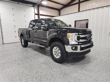 2022 Ford Super Duty F-250 SRW XLT 4WD Crew Cab 6.75' Box