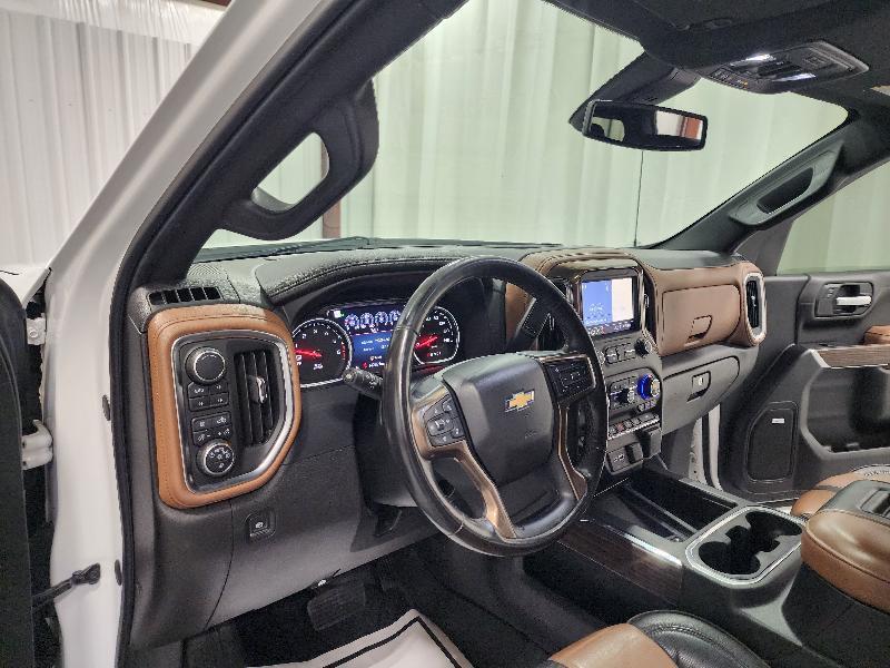 Chevrolet Silverado 1500 4WD Crew Cab 147" High Country 2019
