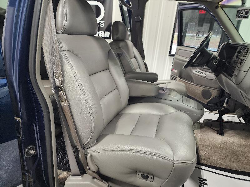 Chevrolet Suburban LT 1995