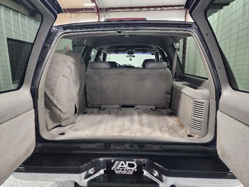 Chevrolet Suburban LT 1995